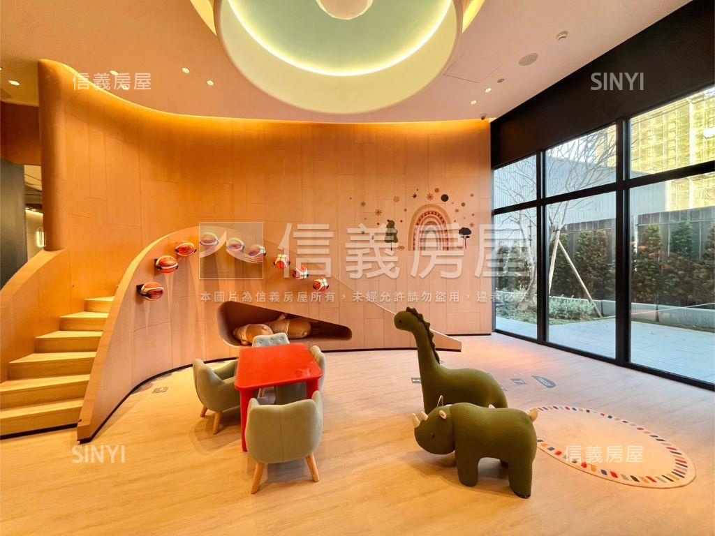 長虹天韻３房平車質感佳房屋室內格局與周邊環境