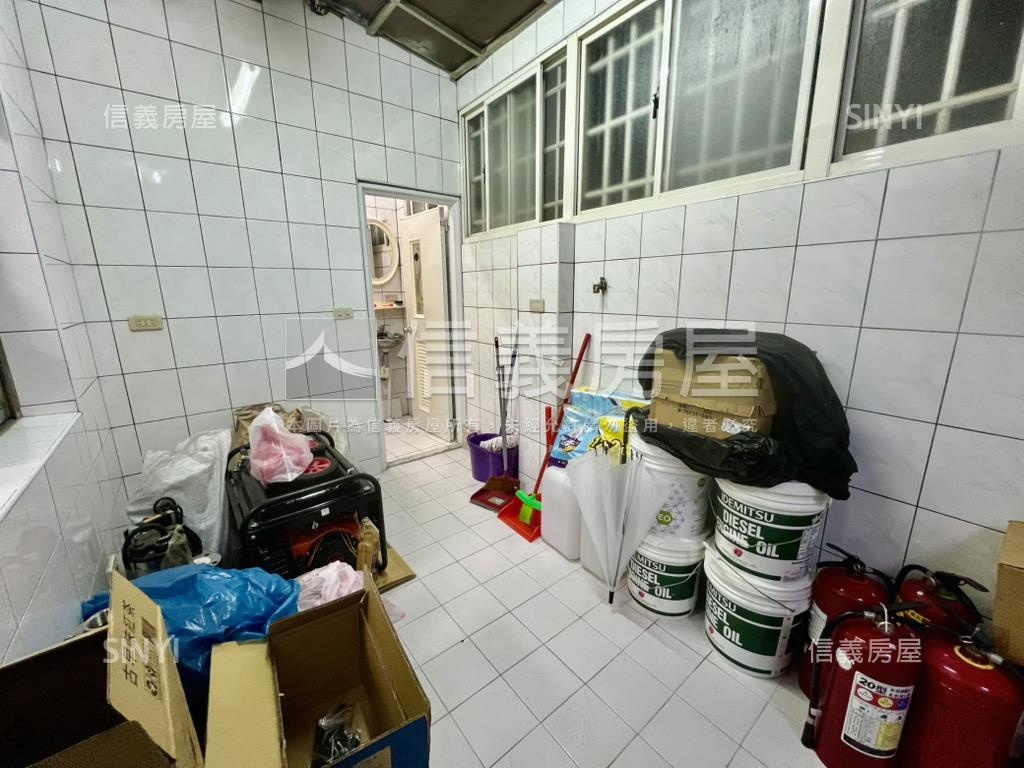 近景安站一樓房屋室內格局與周邊環境