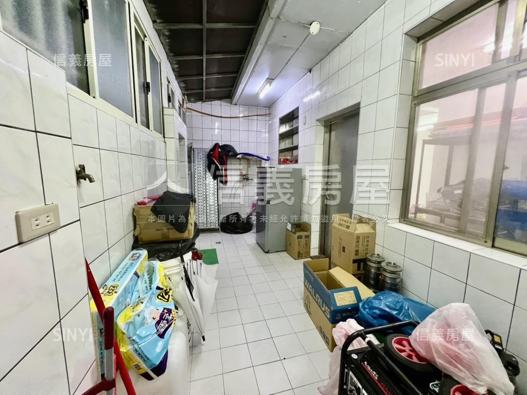 近景安站一樓房屋室內格局與周邊環境