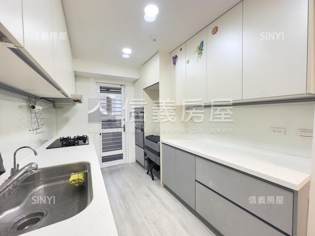 稀有綠景化南新村房屋室內格局與周邊環境