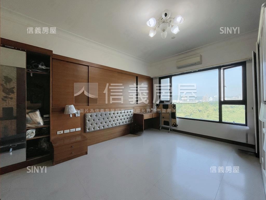 美術館首排三房平車豪邸房屋室內格局與周邊環境