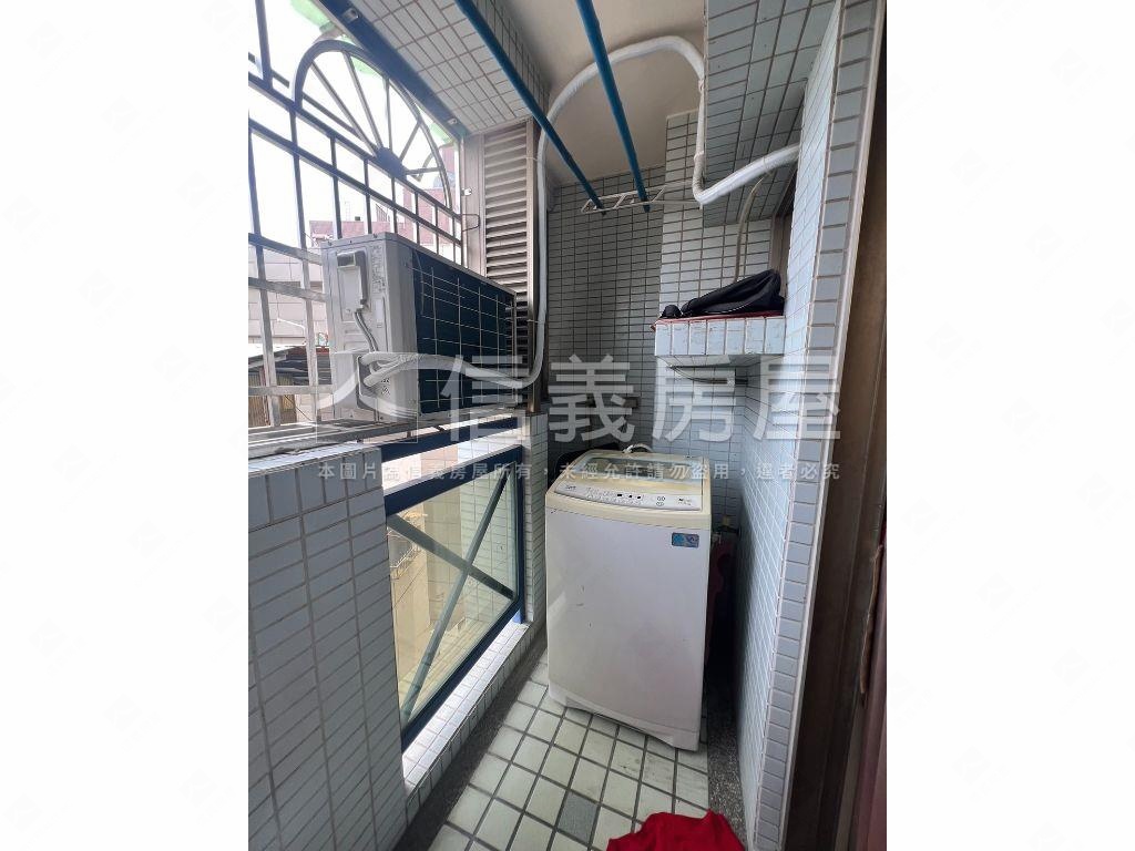 流行城市靚美屋房屋室內格局與周邊環境