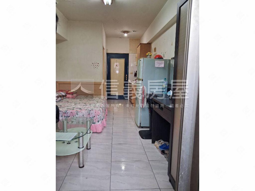 流行城市靚美屋房屋室內格局與周邊環境