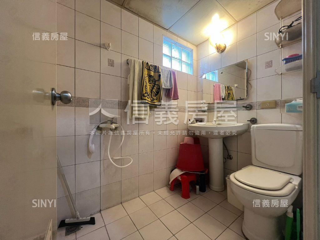 流行城市靚美屋房屋室內格局與周邊環境