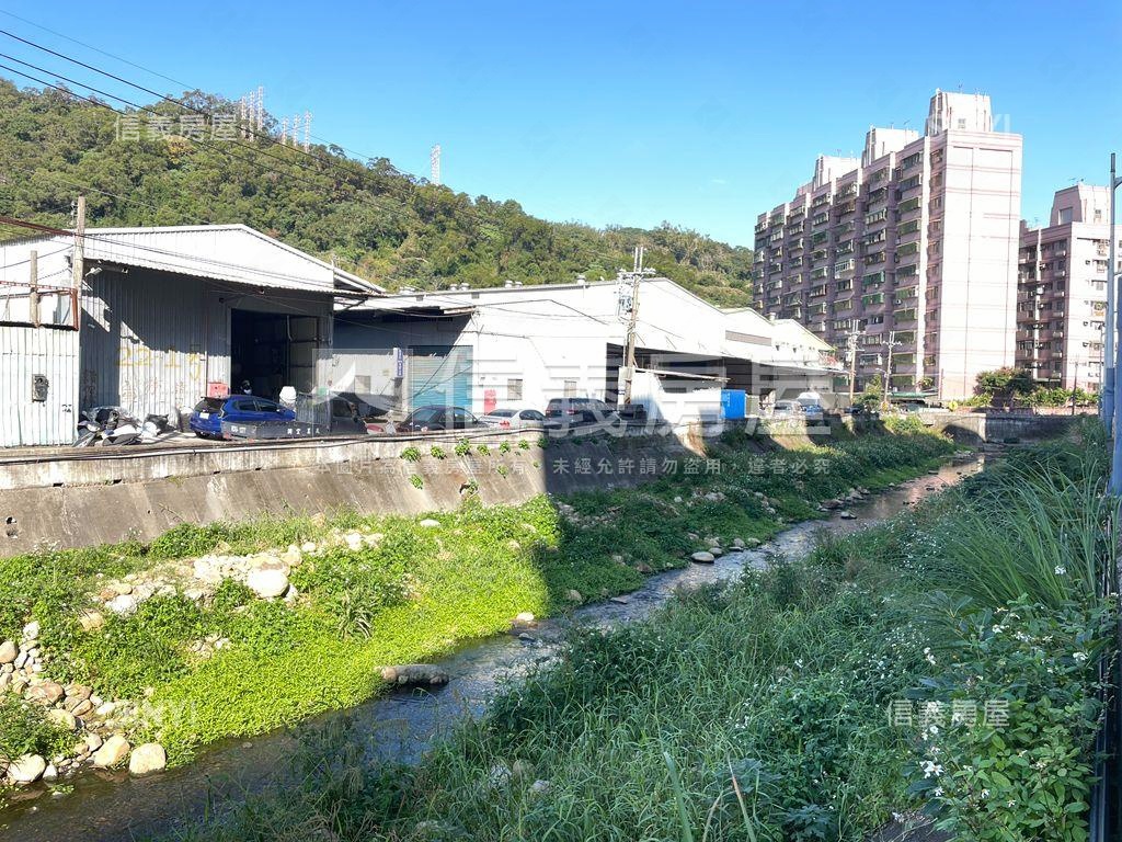 陸光新城３房車位房屋室內格局與周邊環境