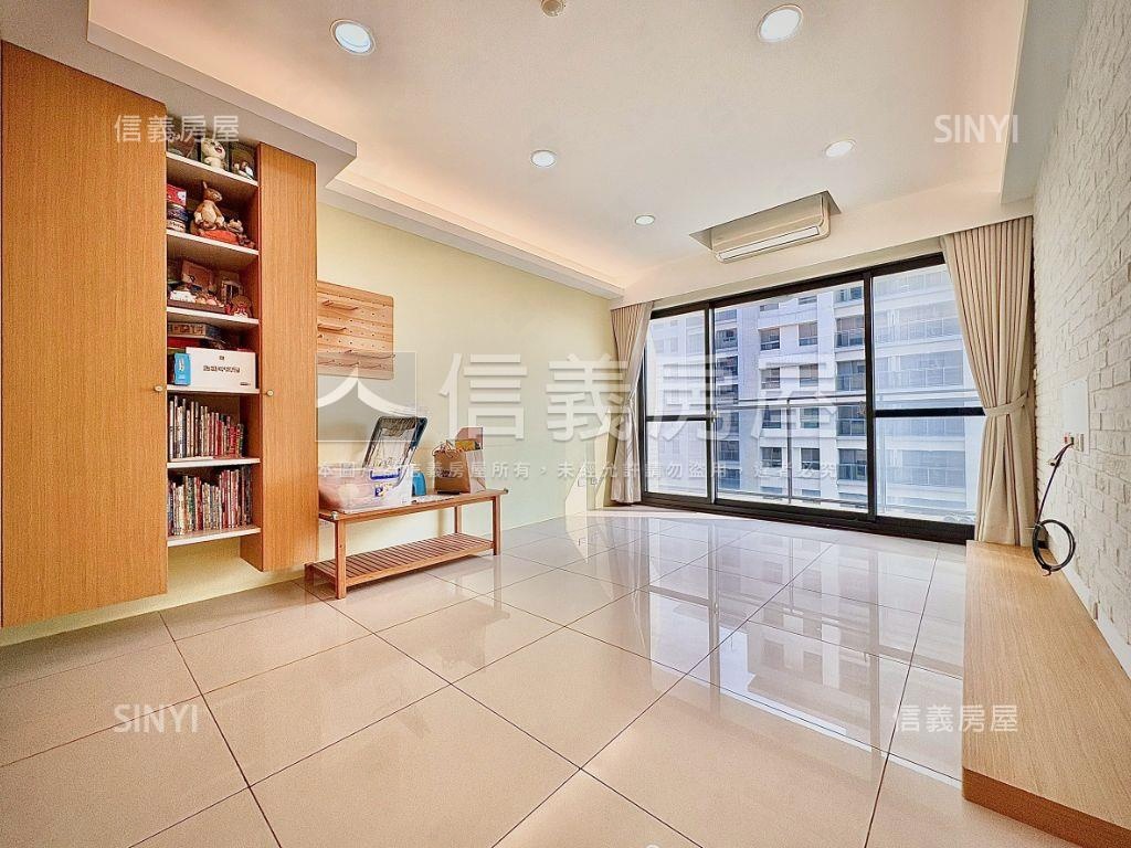 南科｜太子三房雙衛雙平車房屋室內格局與周邊環境