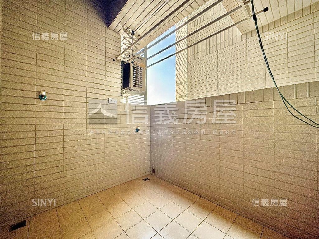 南科｜太子三房雙衛雙平車房屋室內格局與周邊環境