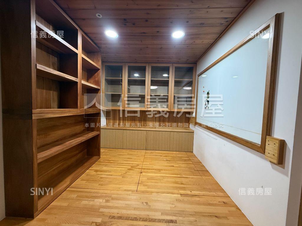 新生活精裝３房房屋室內格局與周邊環境