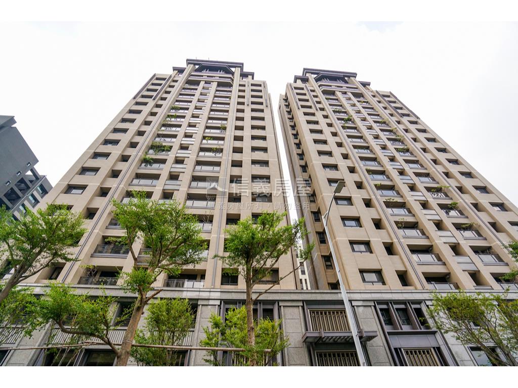 冠德鼎華闊居四房宅房屋室內格局與周邊環境