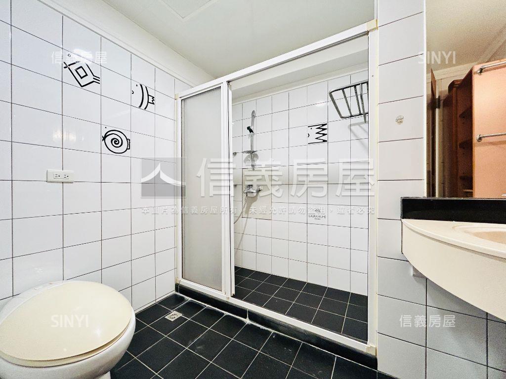 大器河景˙藝大３房車位房屋室內格局與周邊環境