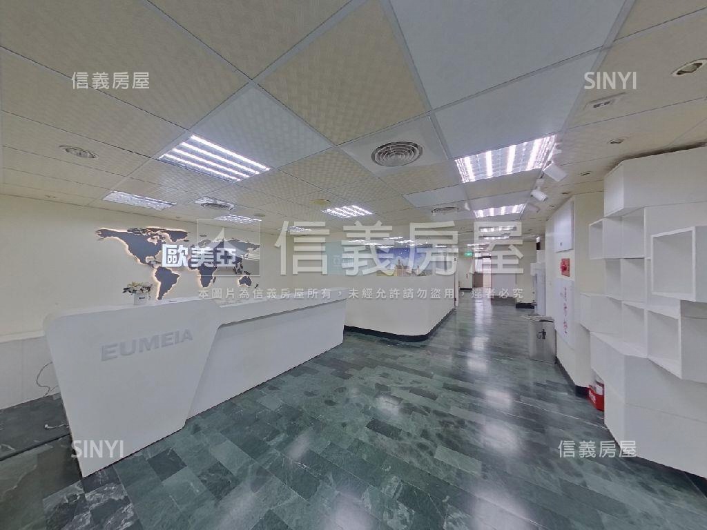 專任北車雙子星旁商辦大樓房屋室內格局與周邊環境