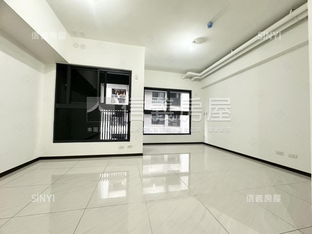 河堤世界美宅平車房屋室內格局與周邊環境