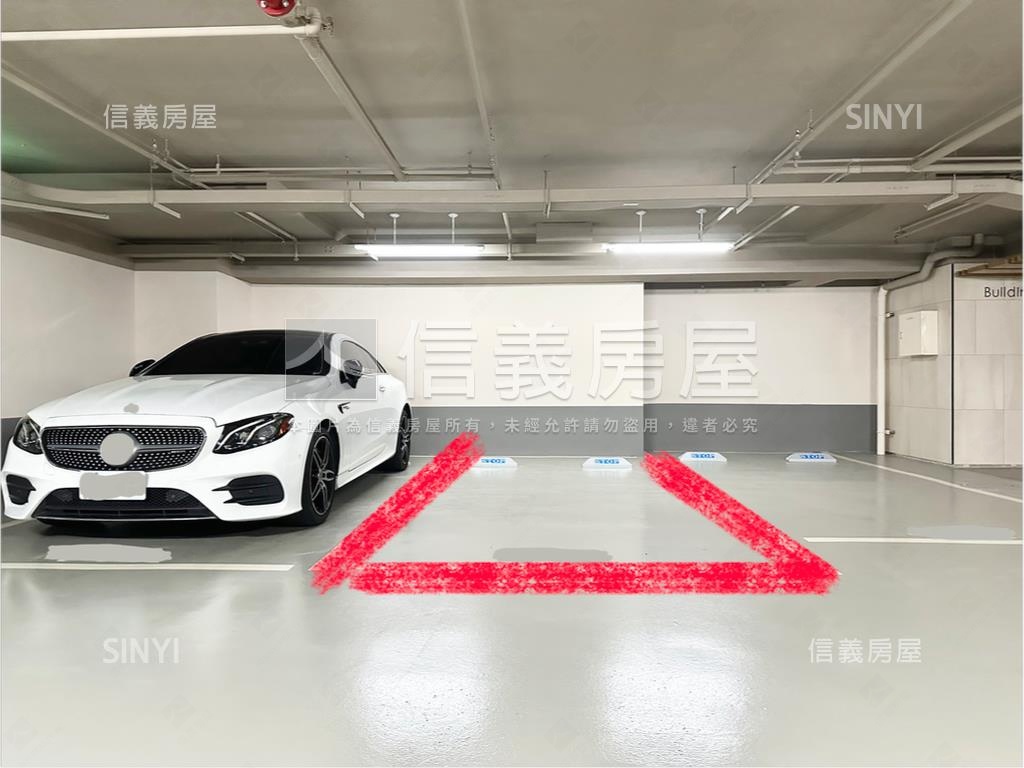 河堤世界美宅平車房屋室內格局與周邊環境