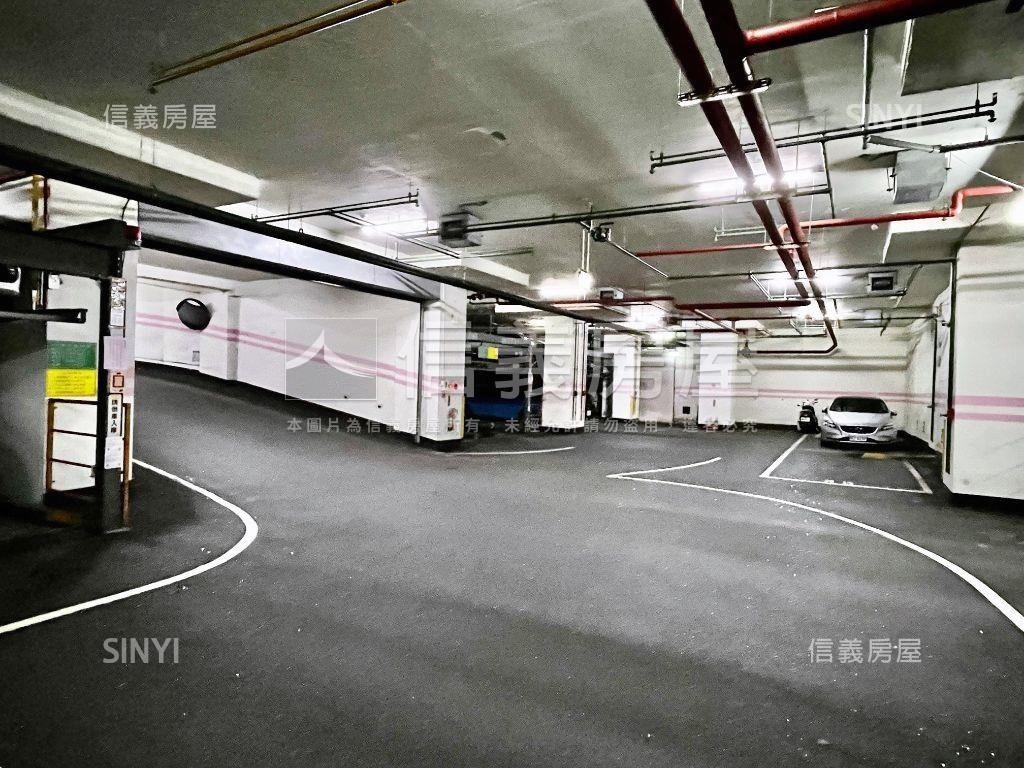 中山美妍家★Ｂ４車位２房屋室內格局與周邊環境