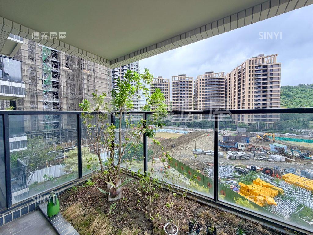 新案首選山景雅致衛浴開窗房屋室內格局與周邊環境