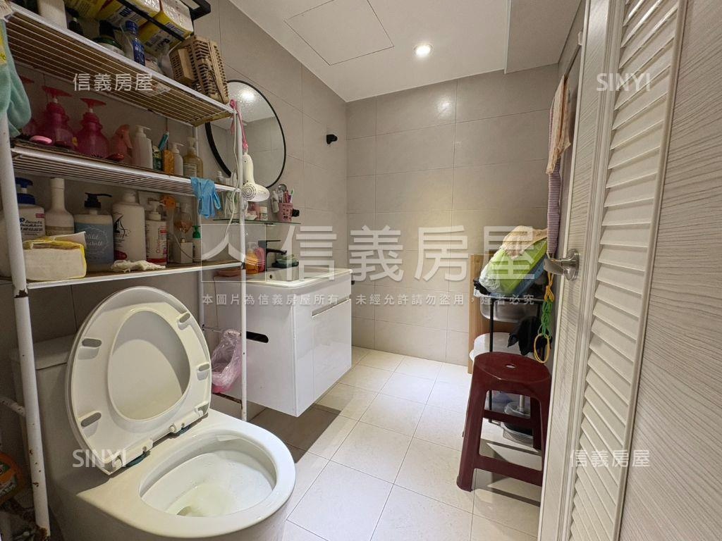 近一中商圈大陽台精美套房房屋室內格局與周邊環境
