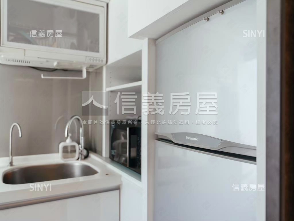 中山阿曼設計品味輕奢豪邸房屋室內格局與周邊環境