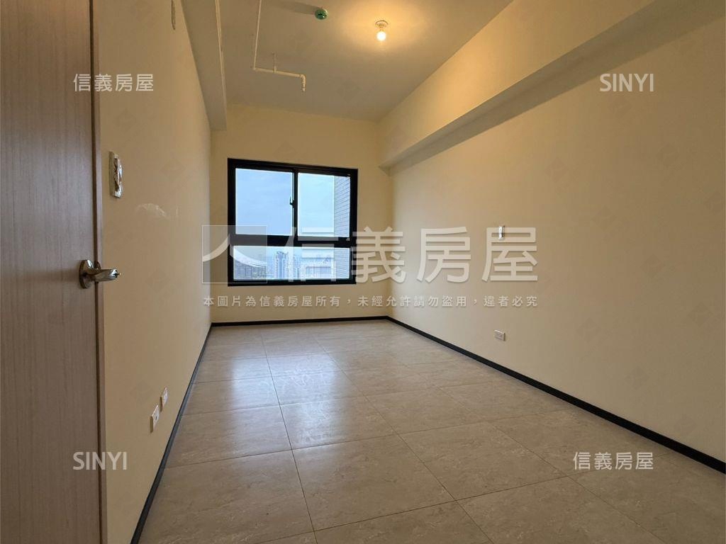 愛琴海高樓兩房平車房屋室內格局與周邊環境