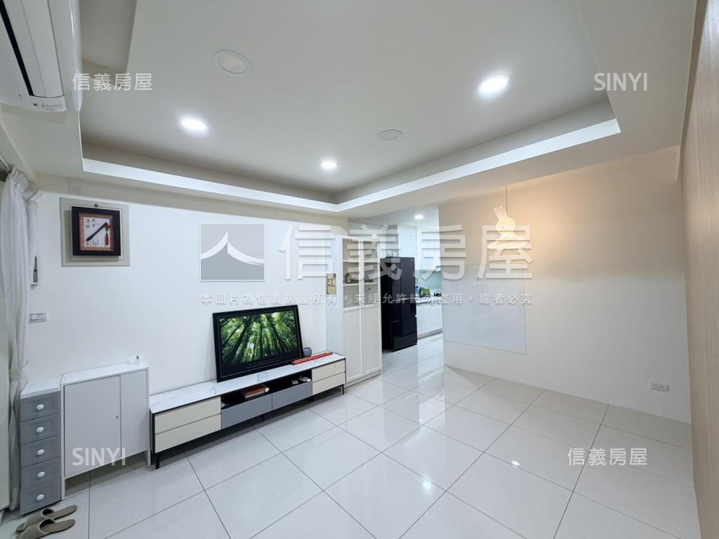 板橋中精華的金華街三樓！房屋室內格局與周邊環境