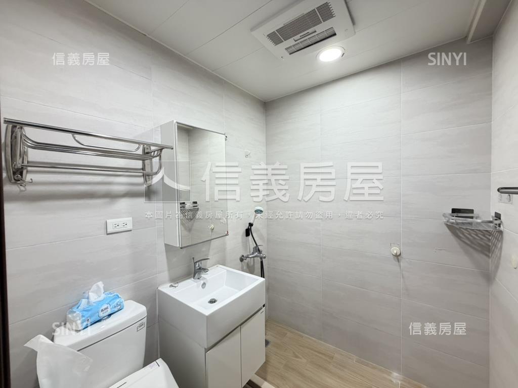 板橋中精華的金華街三樓！房屋室內格局與周邊環境