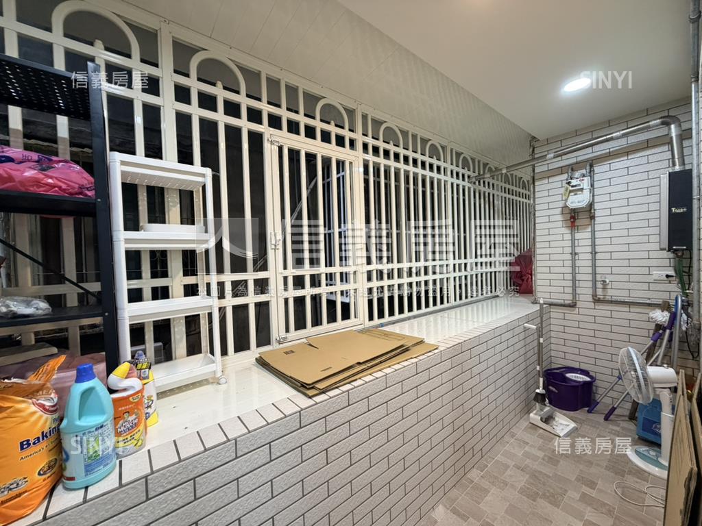 板橋中精華的金華街三樓！房屋室內格局與周邊環境