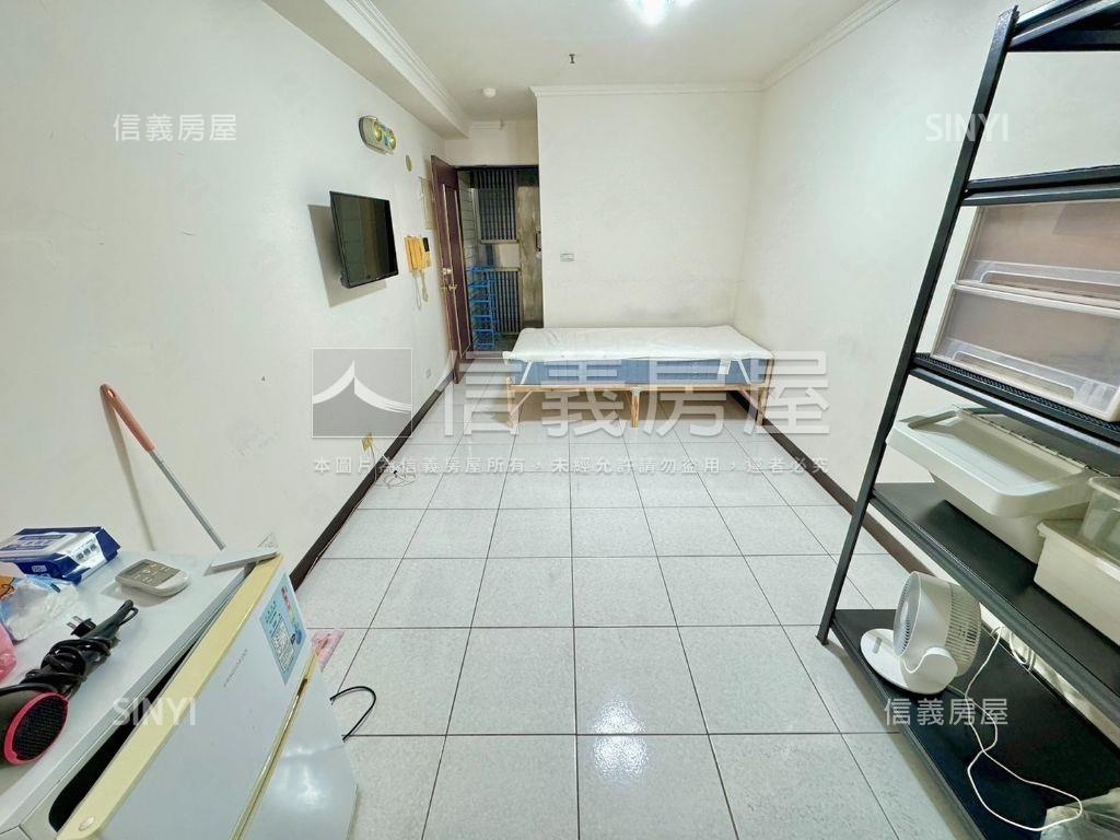 新生活稀有釋出套房房屋室內格局與周邊環境