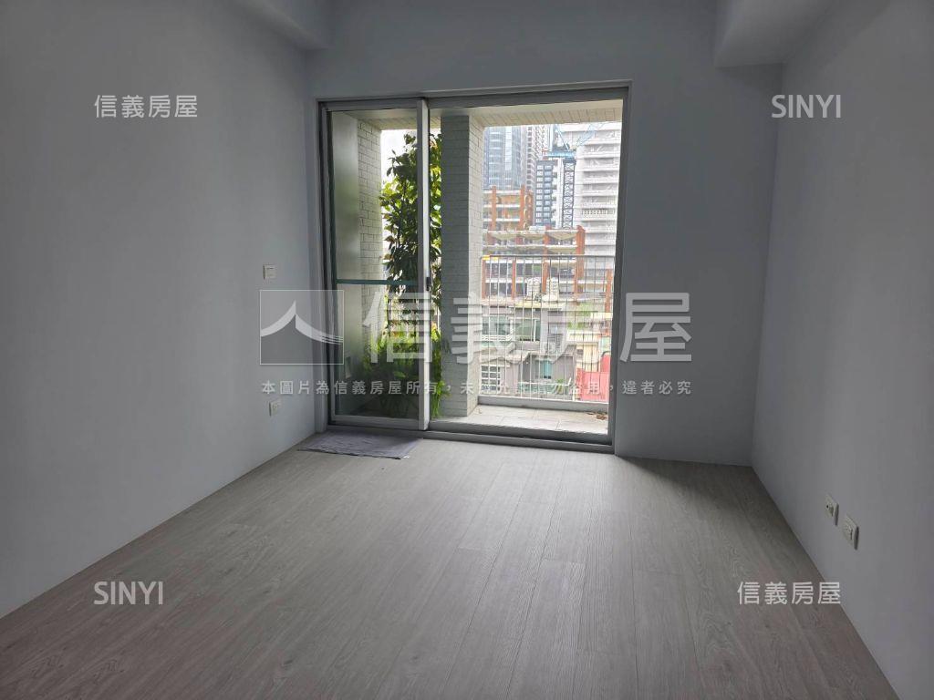 理仁柏舍陽台朝西南房屋室內格局與周邊環境