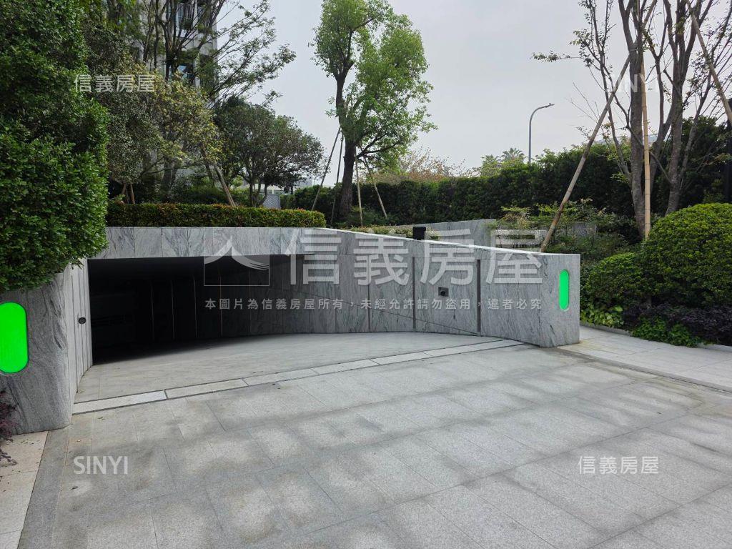 理仁柏舍陽台朝西南房屋室內格局與周邊環境