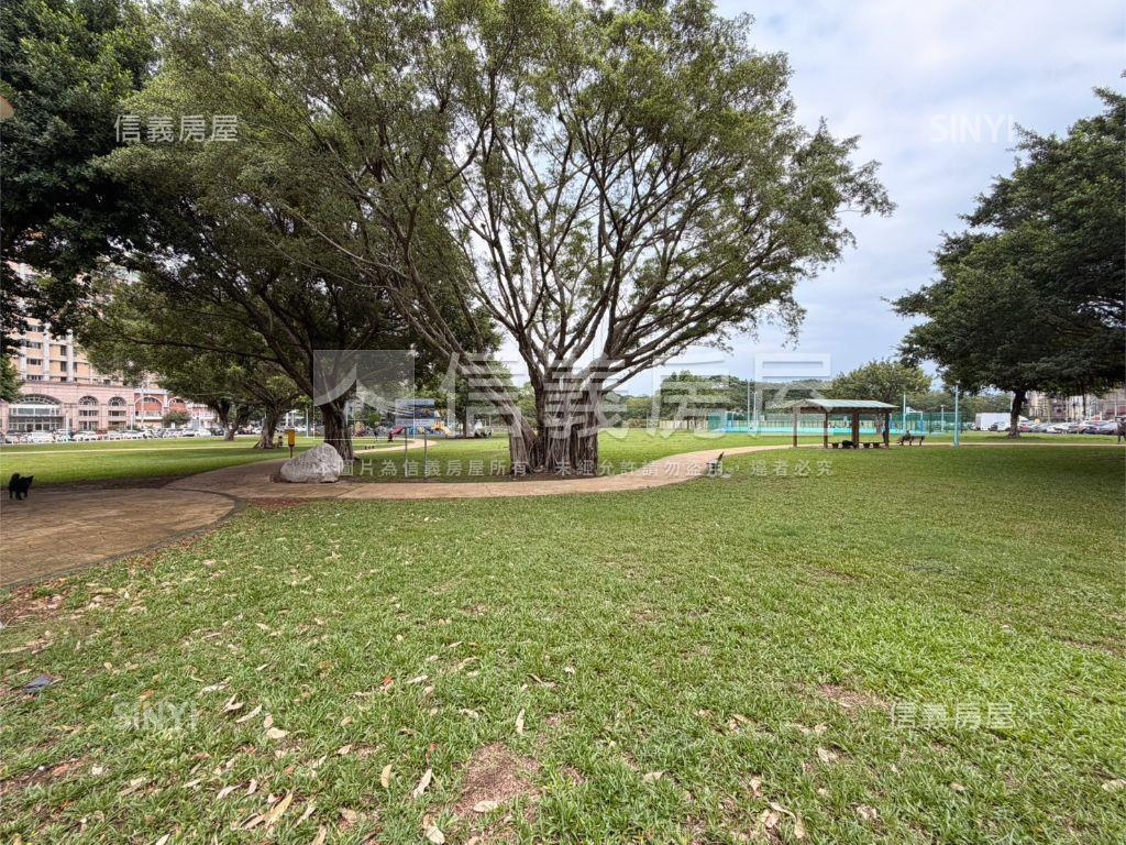 金鑽稀有陽台進出三房車位房屋室內格局與周邊環境