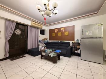 金鑽稀有陽台進出三房車位