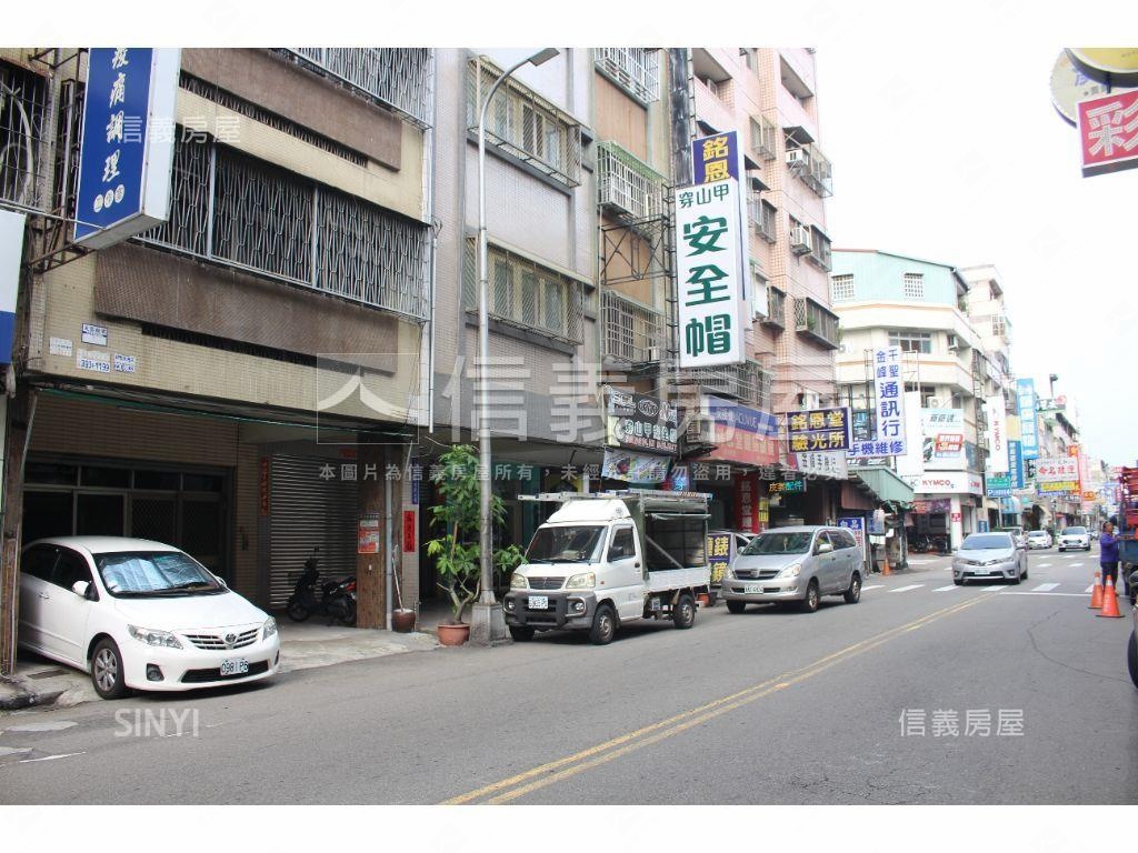 西屯路大面寬店套房屋室內格局與周邊環境