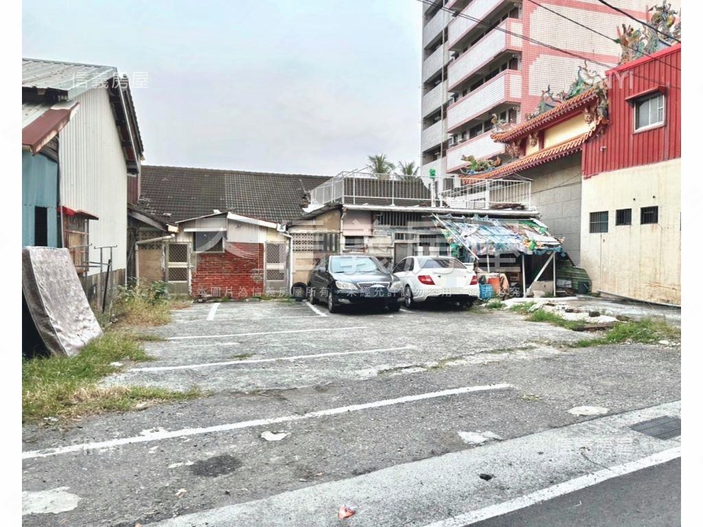 嘉義市老吸巷住宅區停車場房屋室內格局與周邊環境