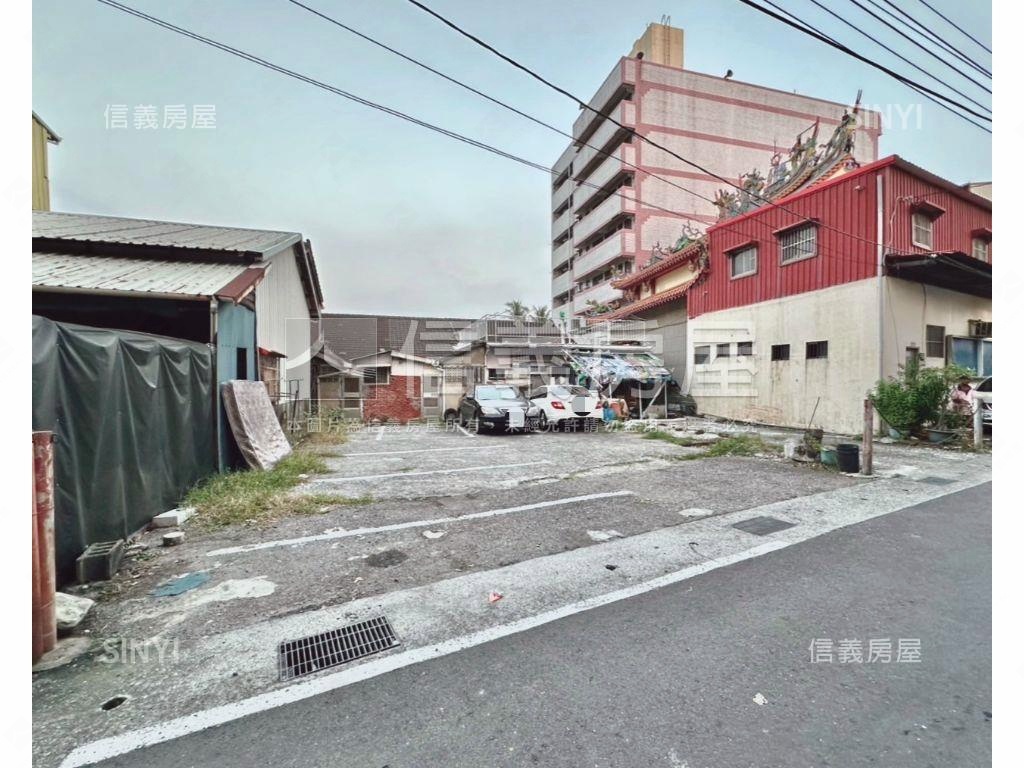 嘉義市老吸巷住宅區停車場房屋室內格局與周邊環境