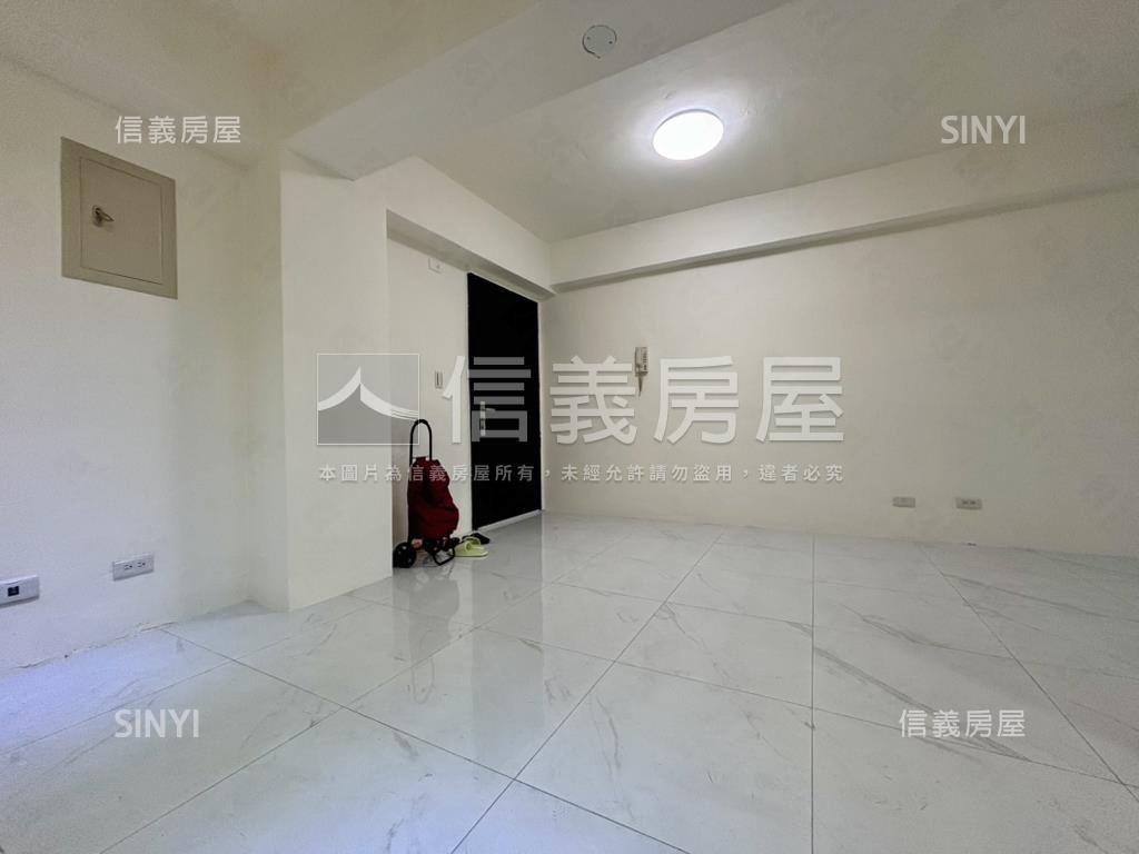 奢華國興面公園２房房屋室內格局與周邊環境