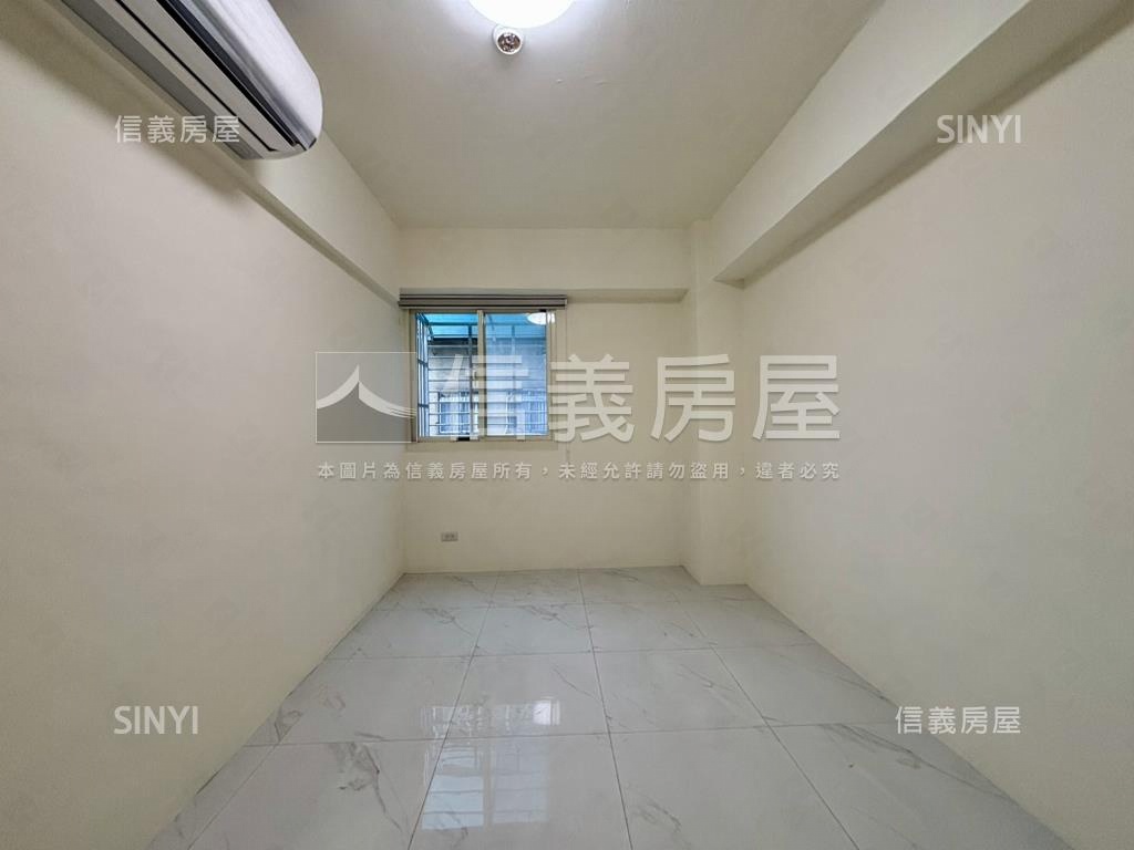 奢華國興面公園２房房屋室內格局與周邊環境