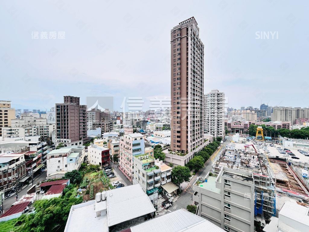 專任近未來Ｇ１０景觀宅房屋室內格局與周邊環境