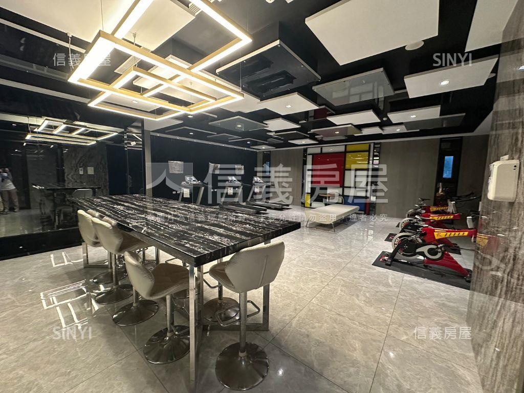 專任近未來Ｇ１０景觀宅房屋室內格局與周邊環境