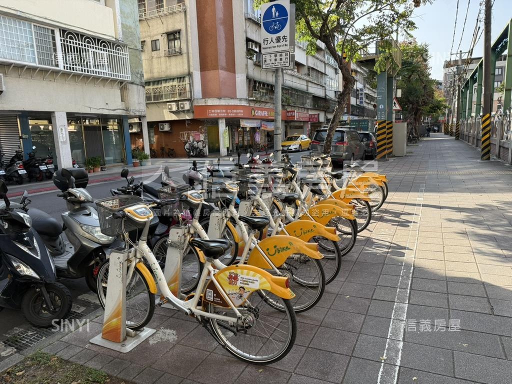 前港公園文教停車方便壹樓房屋室內格局與周邊環境