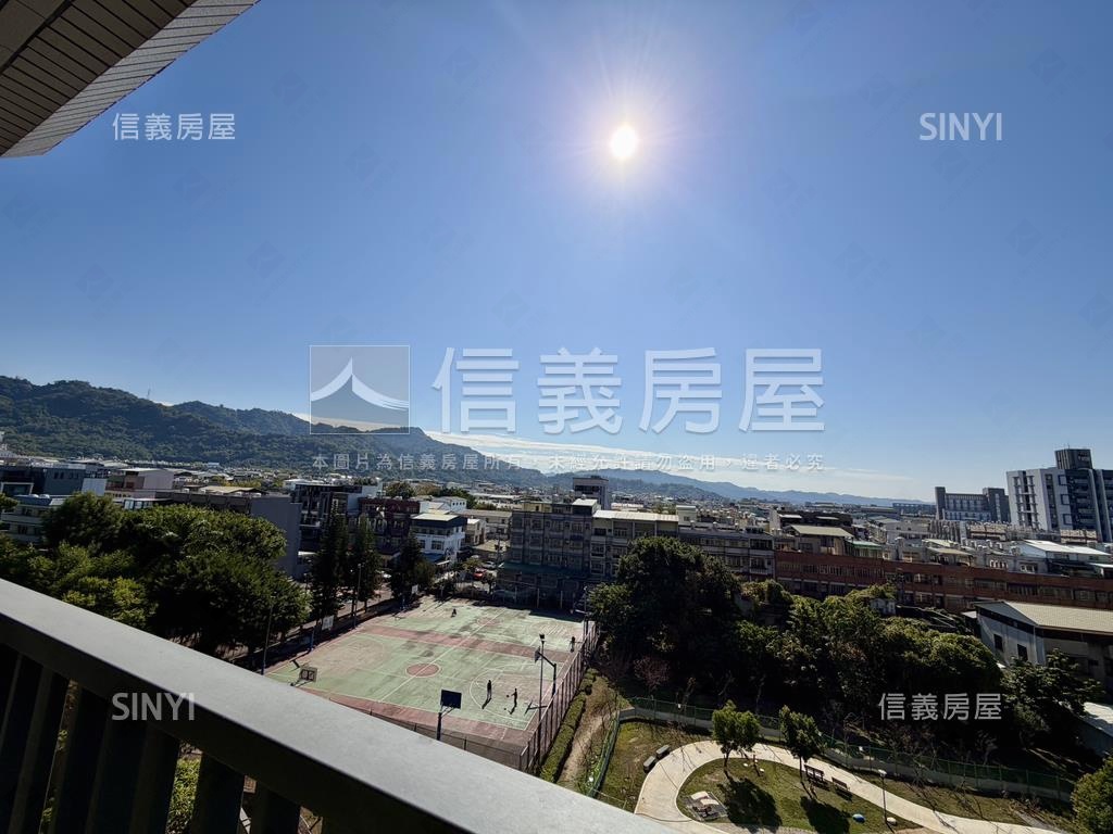 總太。三房平面車位房屋室內格局與周邊環境