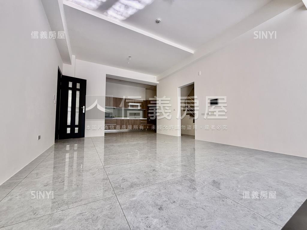 十期角間全新別墅房屋室內格局與周邊環境