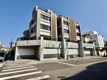 十期角間全新別墅