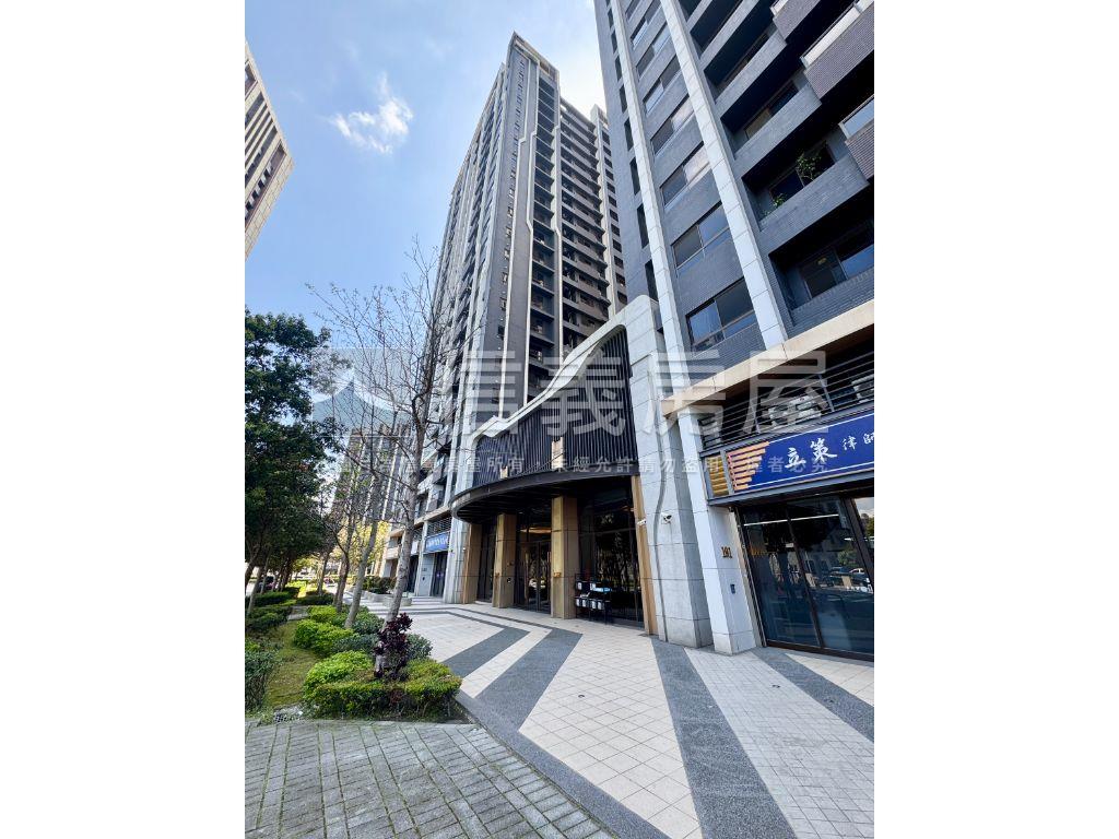 中路重劃區質感大兩房車位房屋室內格局與周邊環境