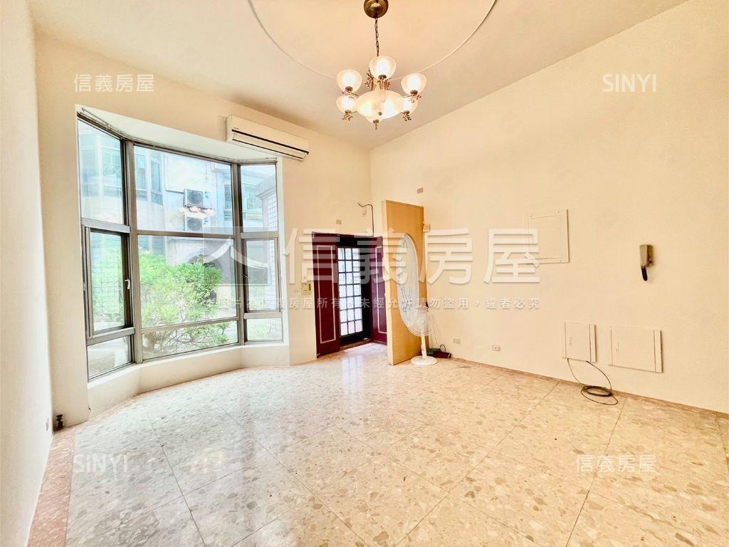 大自然社區美透天房屋室內格局與周邊環境