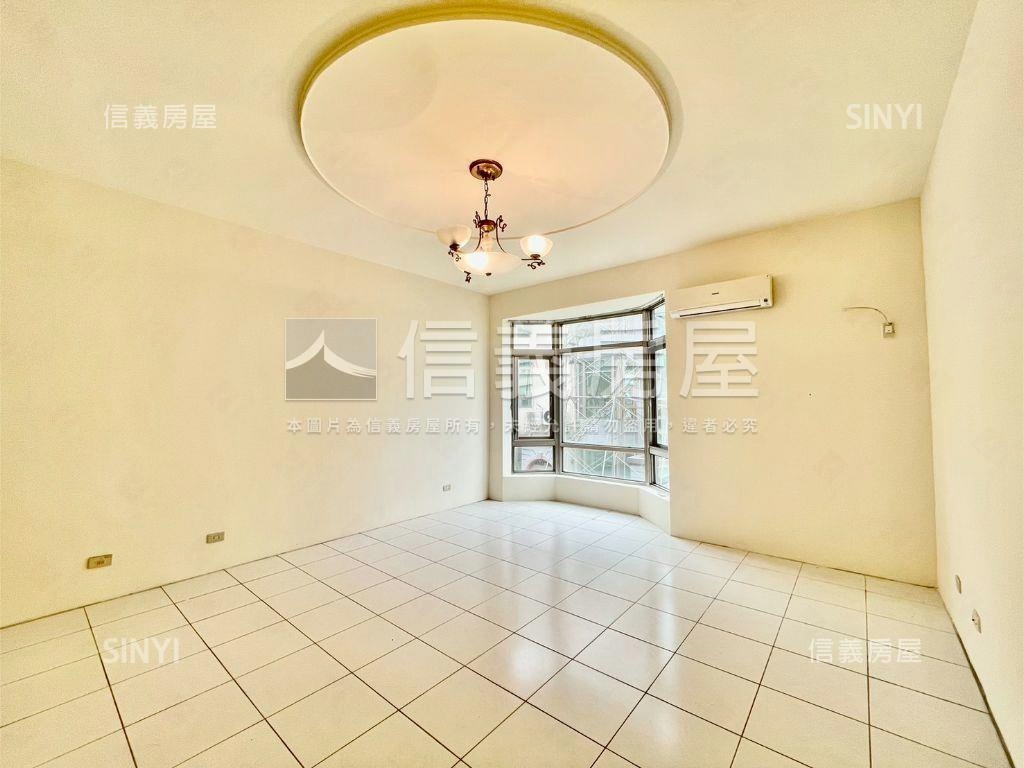大自然社區美透天房屋室內格局與周邊環境