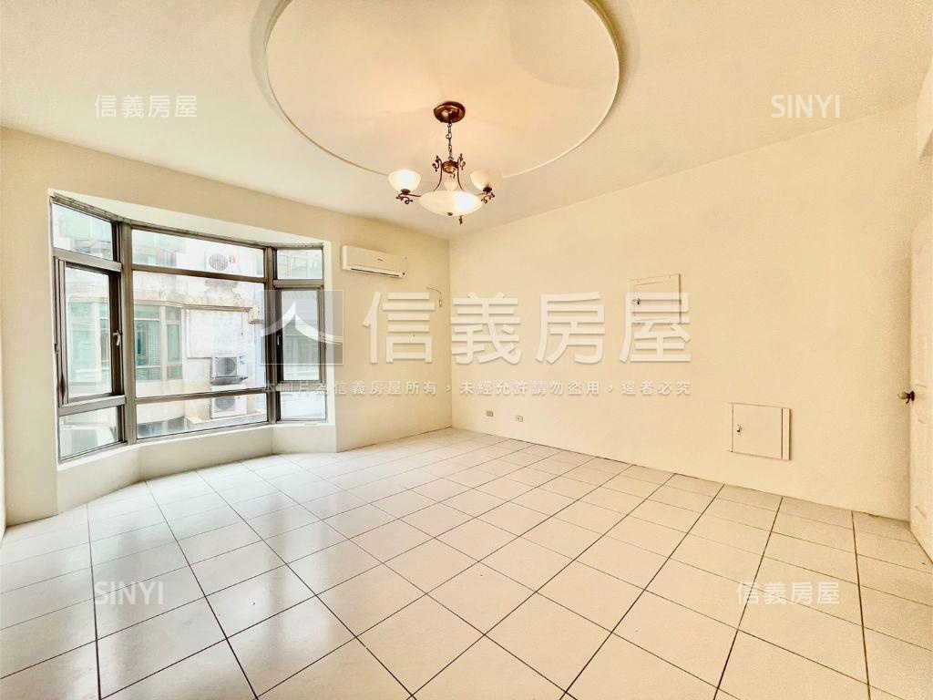 大自然社區美透天房屋室內格局與周邊環境