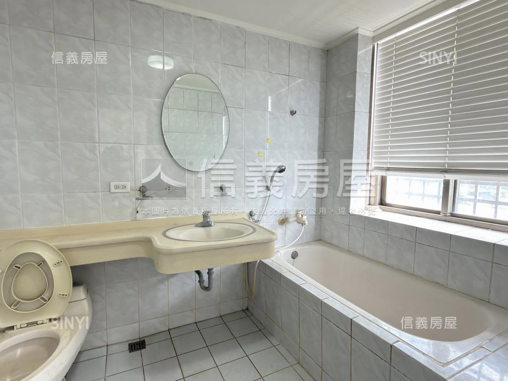 大里美裝潢大兩房大空間房屋室內格局與周邊環境