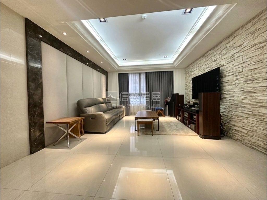專任名邸惠宇仰德磅礡再現房屋室內格局與周邊環境