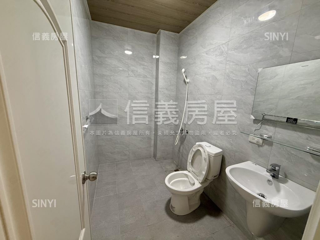 近南紡裕農路整新店住房屋室內格局與周邊環境