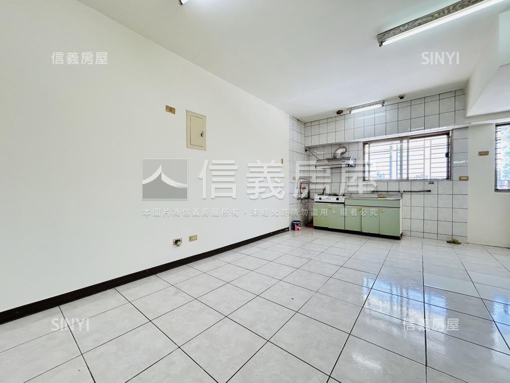 三重商工旁。臻藏高樓兩房房屋室內格局與周邊環境