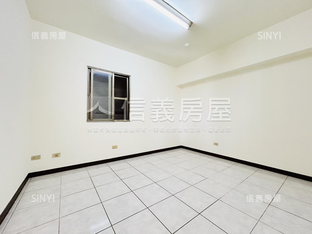 三重商工旁。臻藏高樓兩房房屋室內格局與周邊環境